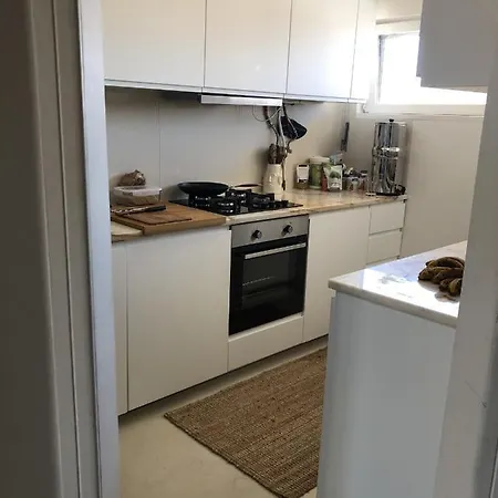 Estoril Cozy Rental * Эшторил